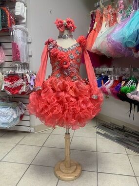 5/6 Coral Beaded 2 Pc Cupcake Pageant Dress w/ Removable Sleeves & Access. NWT